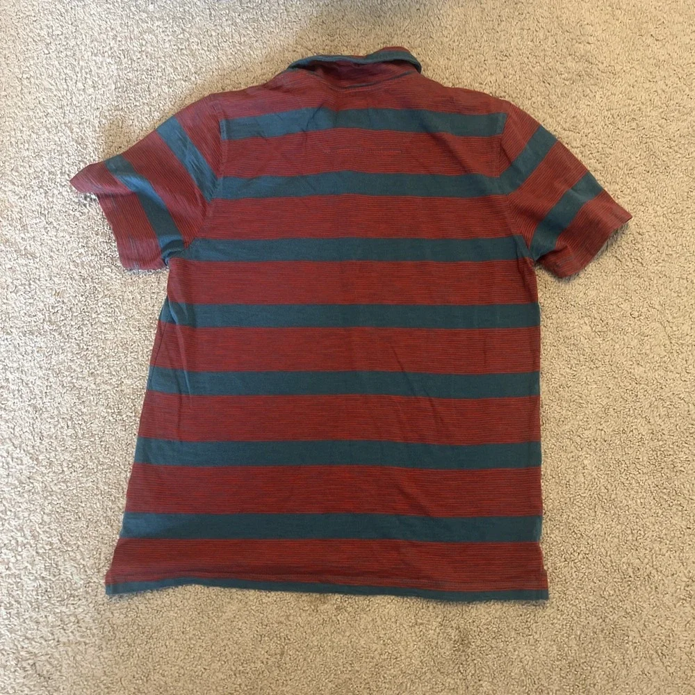 The North‎ Face Polo Shirt Mens Medium  Red Blue Striped Chest Pocket Casual